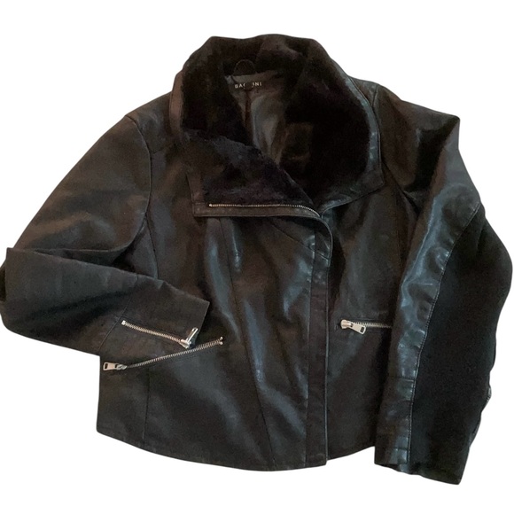 Baccini Jackets & Blazers - BACCINI JACKET Biker Type Faux Fur Collar & Leather Size L